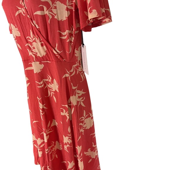 41 Hawthorn Red Floral Dress - Picture 3 of 4